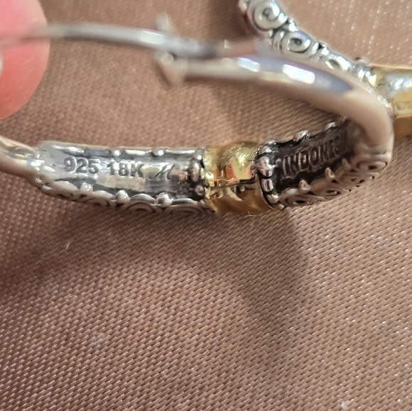 Robert Manse Two Tone Hoop Earrings - Picture 6 of 9